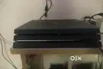 Sony PS4 Pro 1TB 2 Controllers & 14 Games.