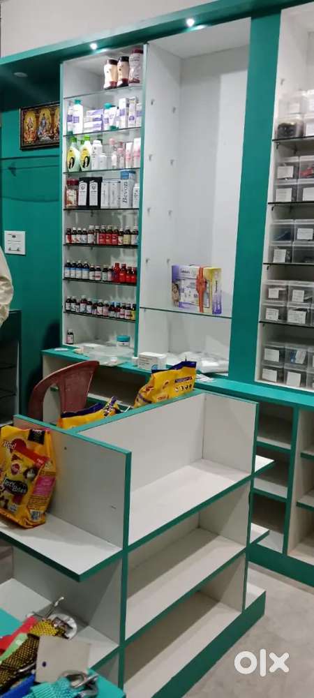 Medical furniture with items