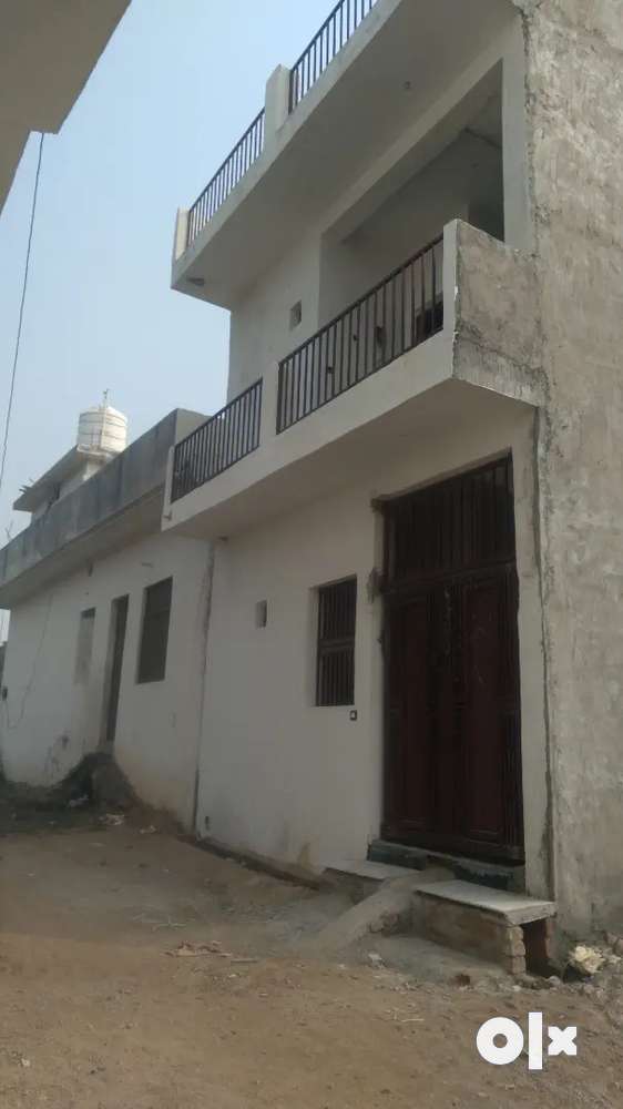 A 4BHK house for sale near APJ Abdula kalam ITI Premnagar Nagra jhansi