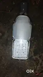 LED light  philips bahut light he kisi ko chahiye to call