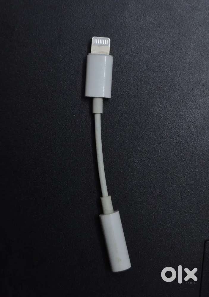 Lightening to 3.5mm adapter