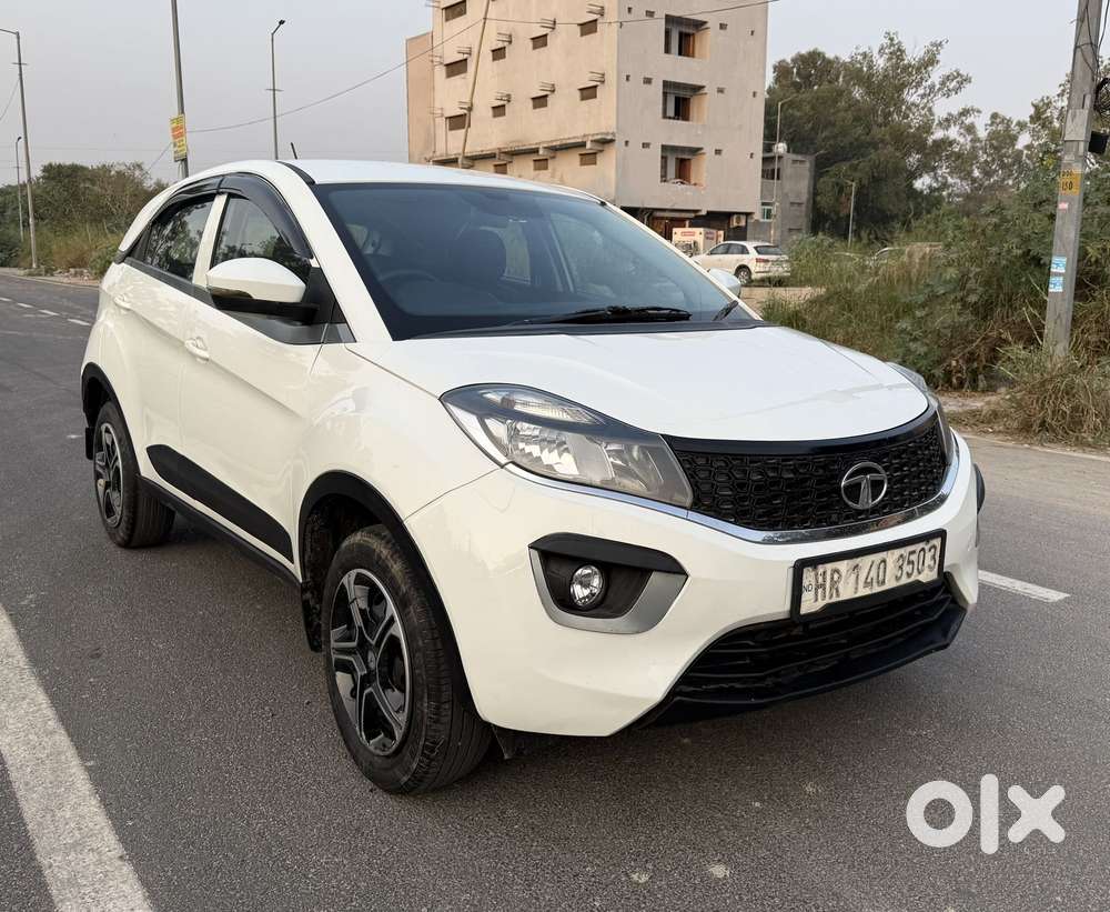 Tata Nexon 1.2 Revotron XM (S), 2019, CNG & Hybrids