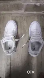 NEW REDTAPE BRAND NEW COLOURBLOCKED SNEAKERS...