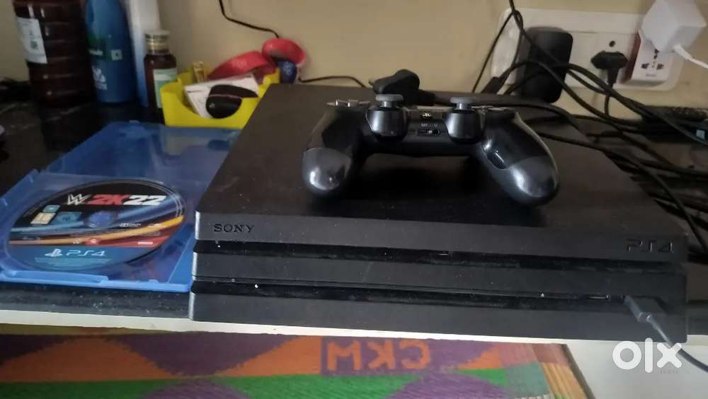 PS4 PRO 1TB