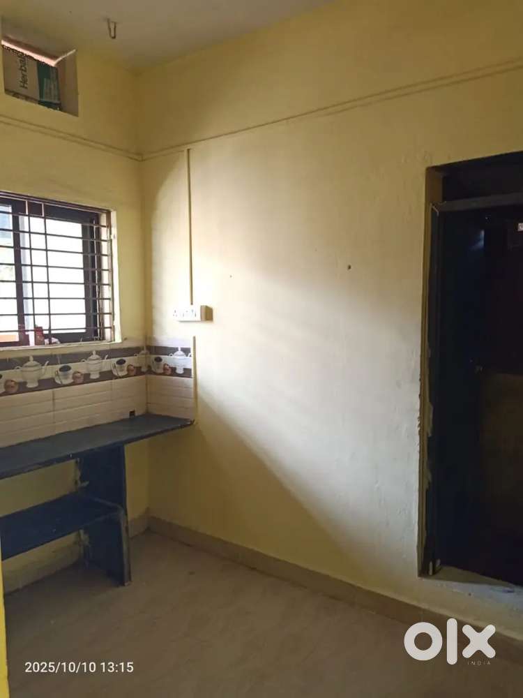 Home for rent rs 2500