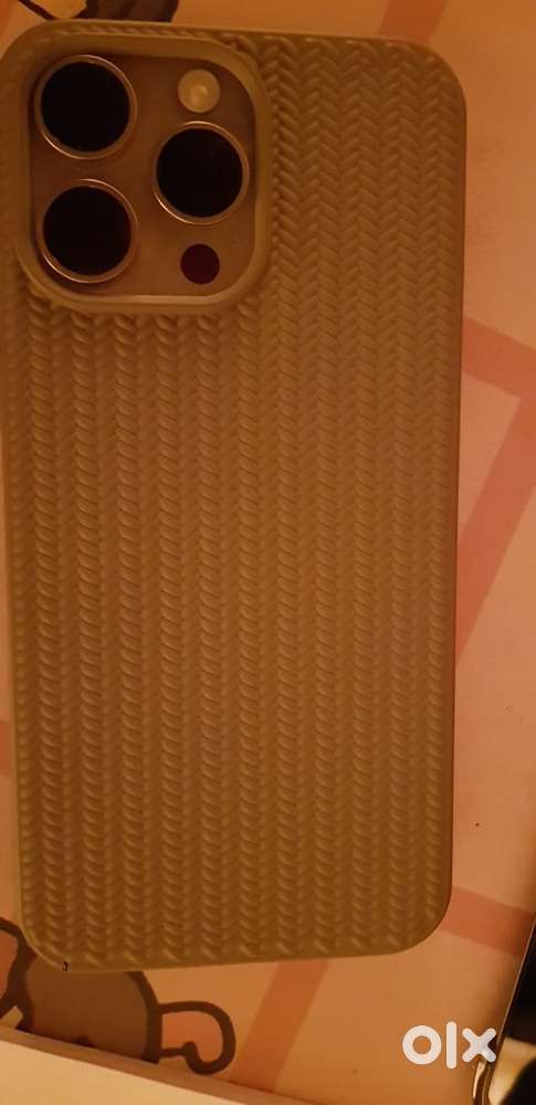 Iphone 15 pro max 256 GB natural titanium 93% battery health