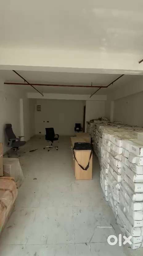 Spacious Shop for RENT