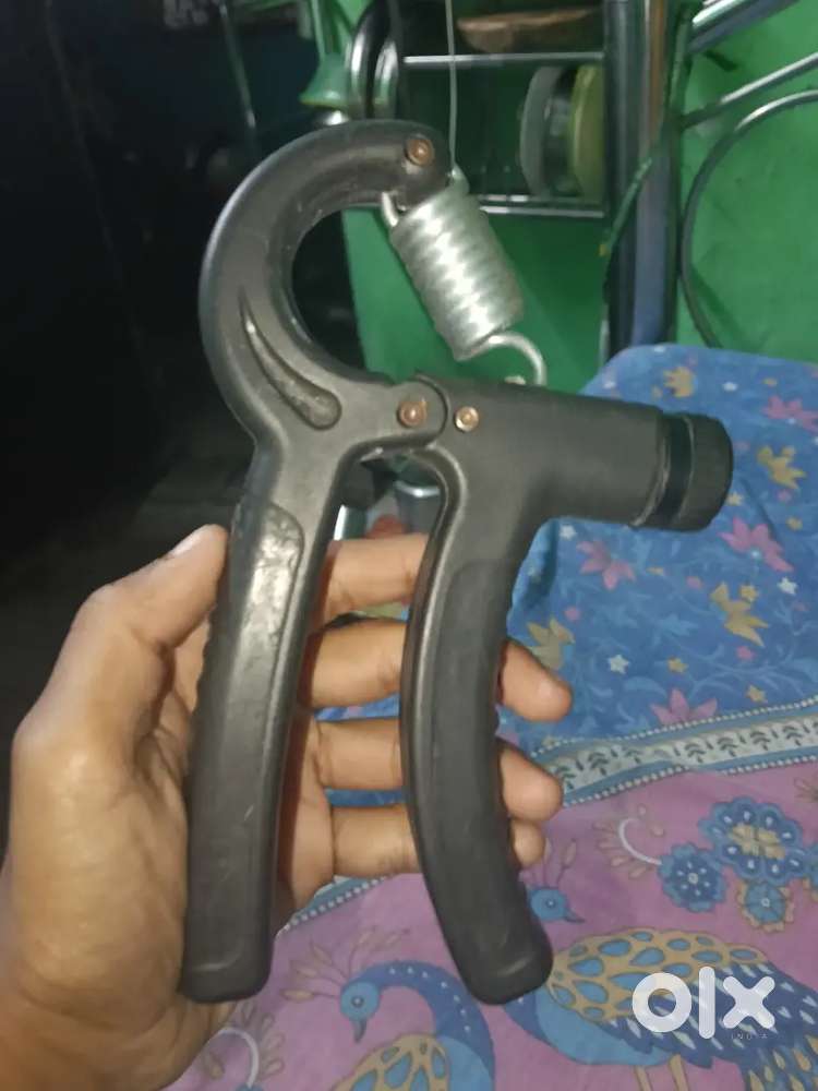 Hand gripper