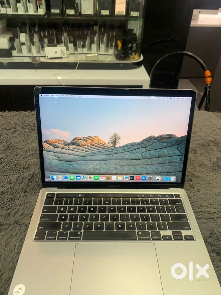 Macbook pro A2251/13inch/2020/32GB RAM/i7 Core/512GB SSD/Touchbar