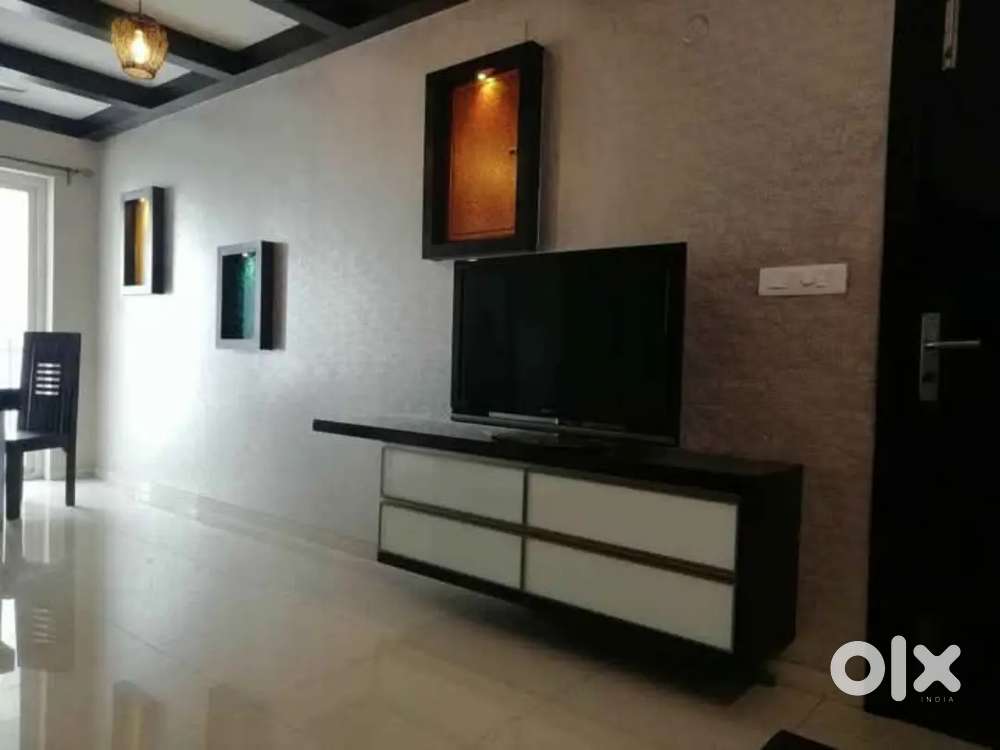 Ground floor 2 bhk flat without Car parking