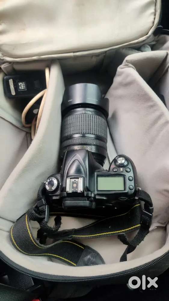 Nikon D90 DSLR + 18-105mm VR Lens  Used  Good Condition