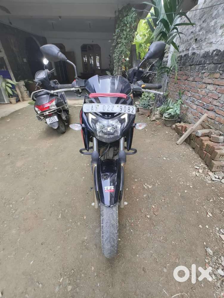 Apache RTR 200 4v racing edition 2.0 (Abs) for sale in mint condition.
