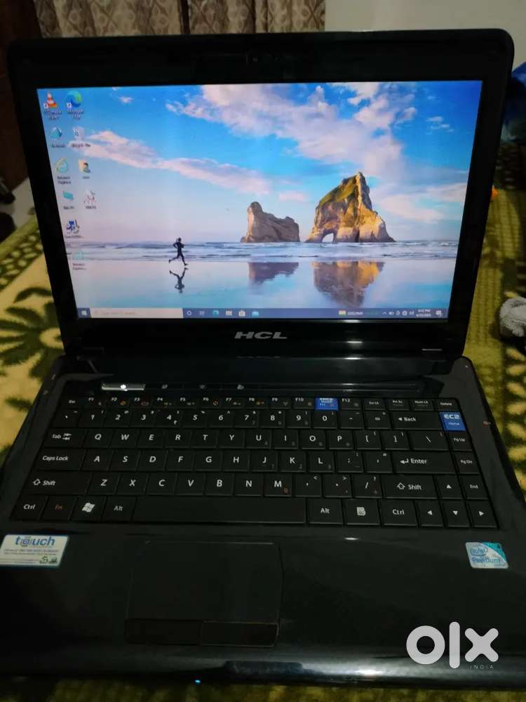 HCL ME  LAPTOP