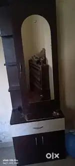 Wardrobe cupboard dressing table