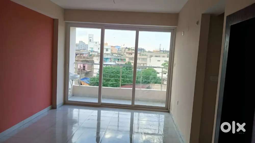 24hrs water supply and electricity