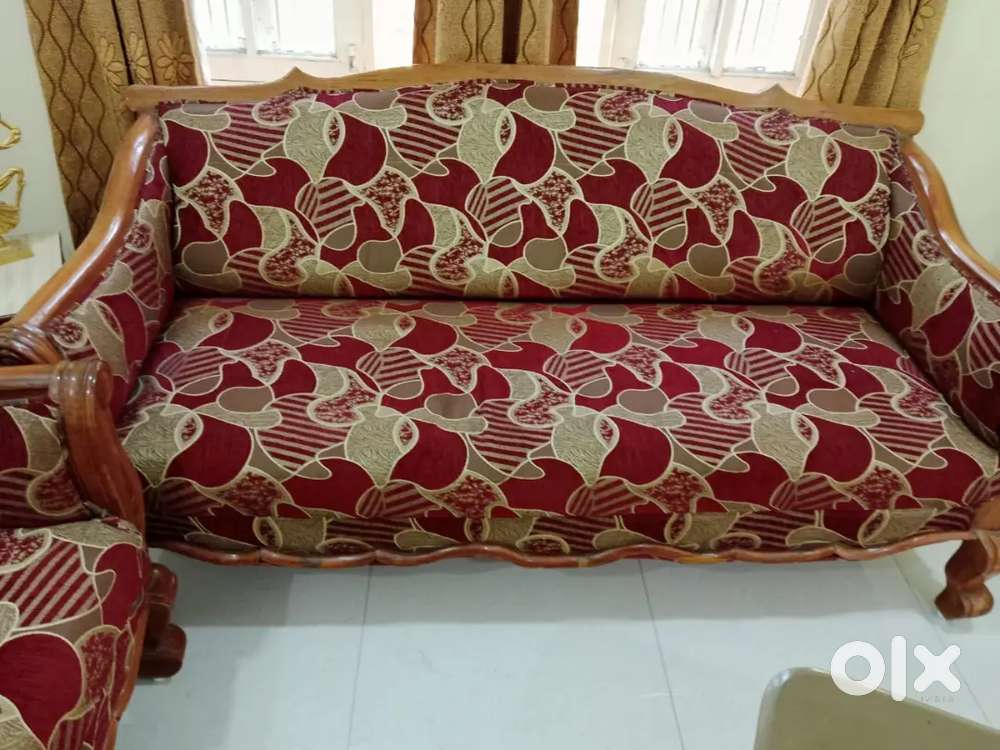 Wooden Sofa with Cushion