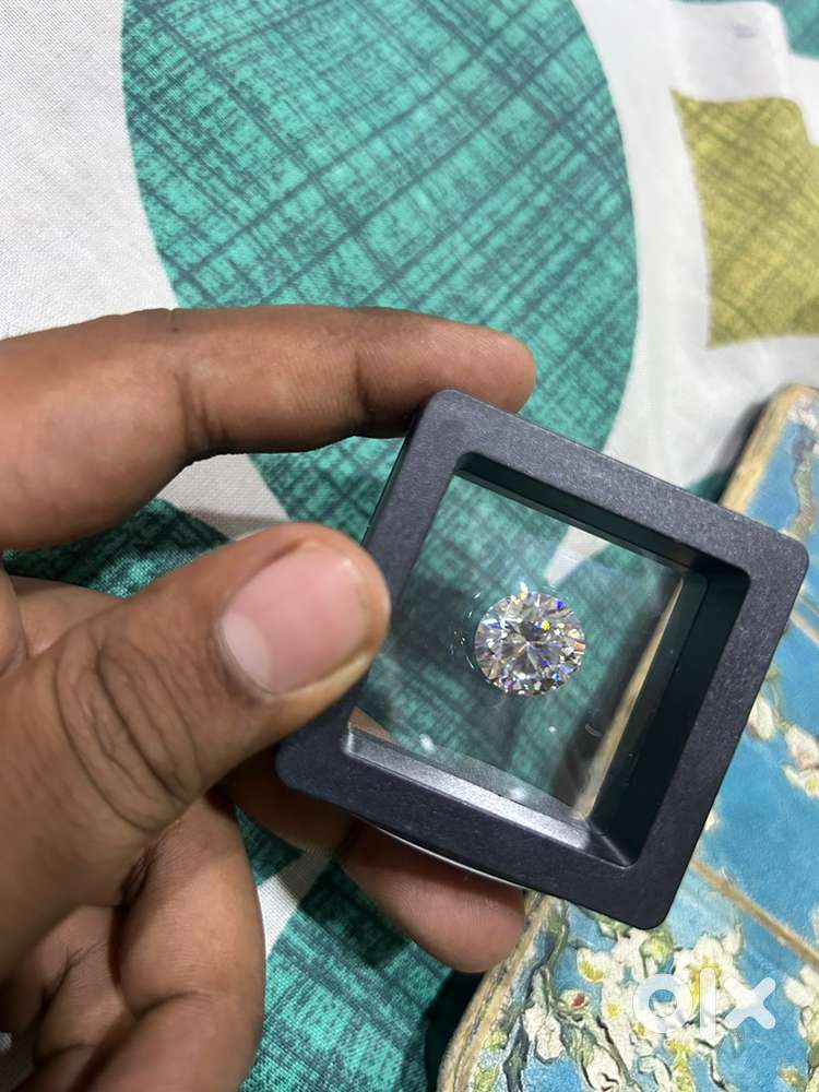 Moissanite diamond: GRA certified: Best GIFT