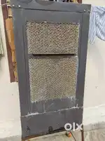 1 season used cooler in excellent condition
