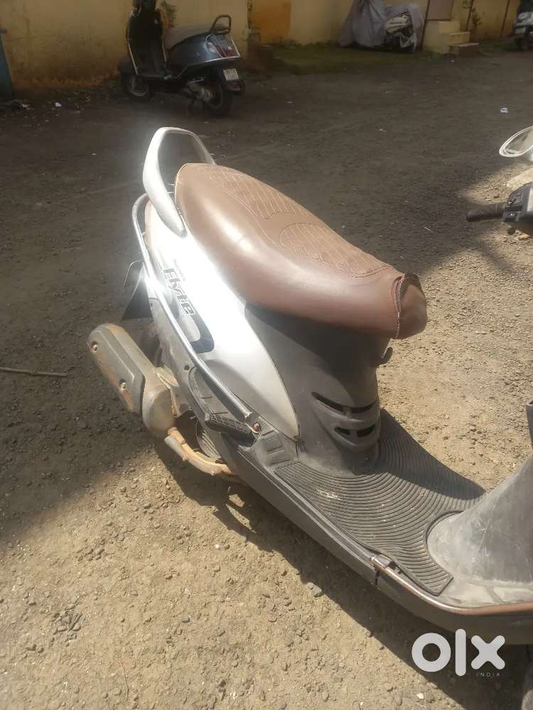 Mahindra flyate