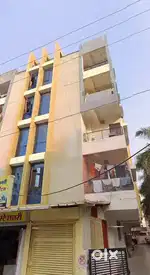 2 BHK Corner Flat for Rent