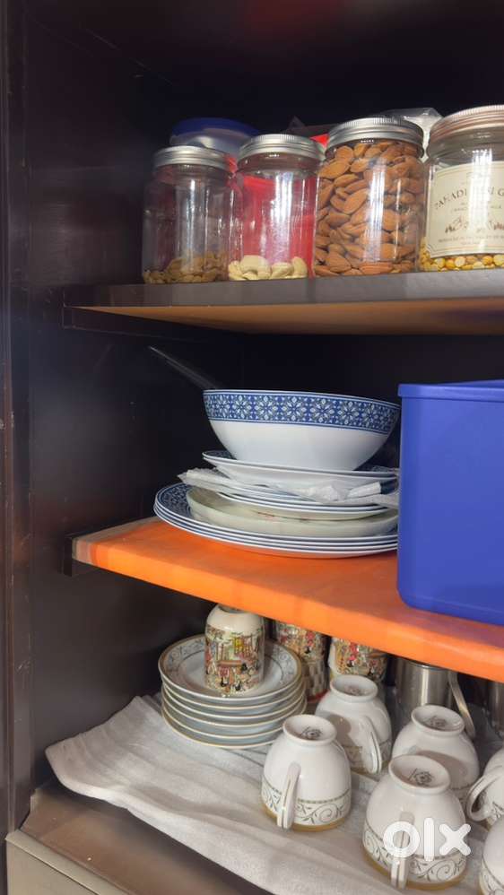 Bookshelf / crockery almirah
