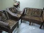 Sofa Set for sale.