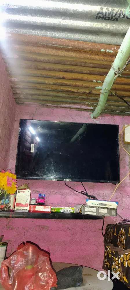 Chrome..32 inch