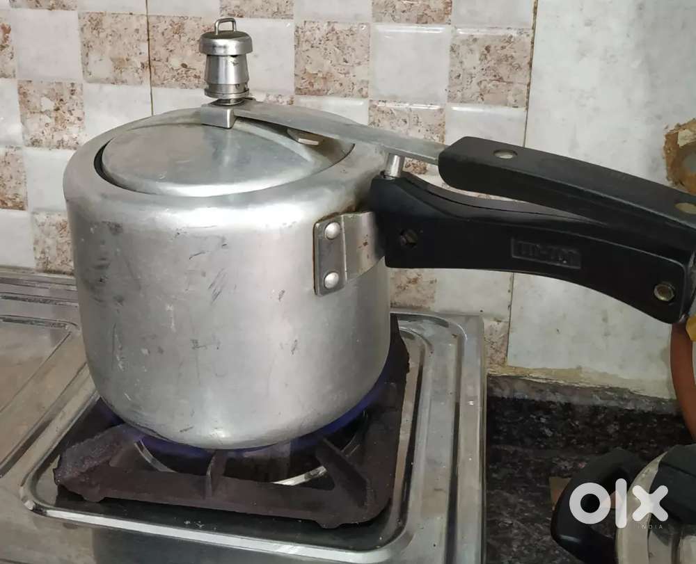 Hawkins cooker 3 litre