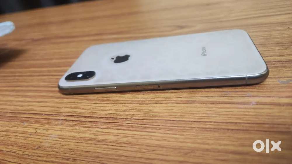 IPhone xs Superb condition face id on Battery health 100%