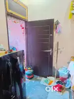 3 rooms ,kitchen, bathroom ( 70 gaj )