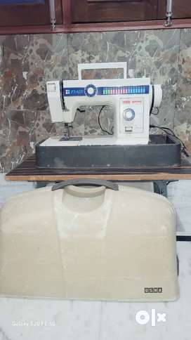 Usha Fully Automatic Sewing Machine