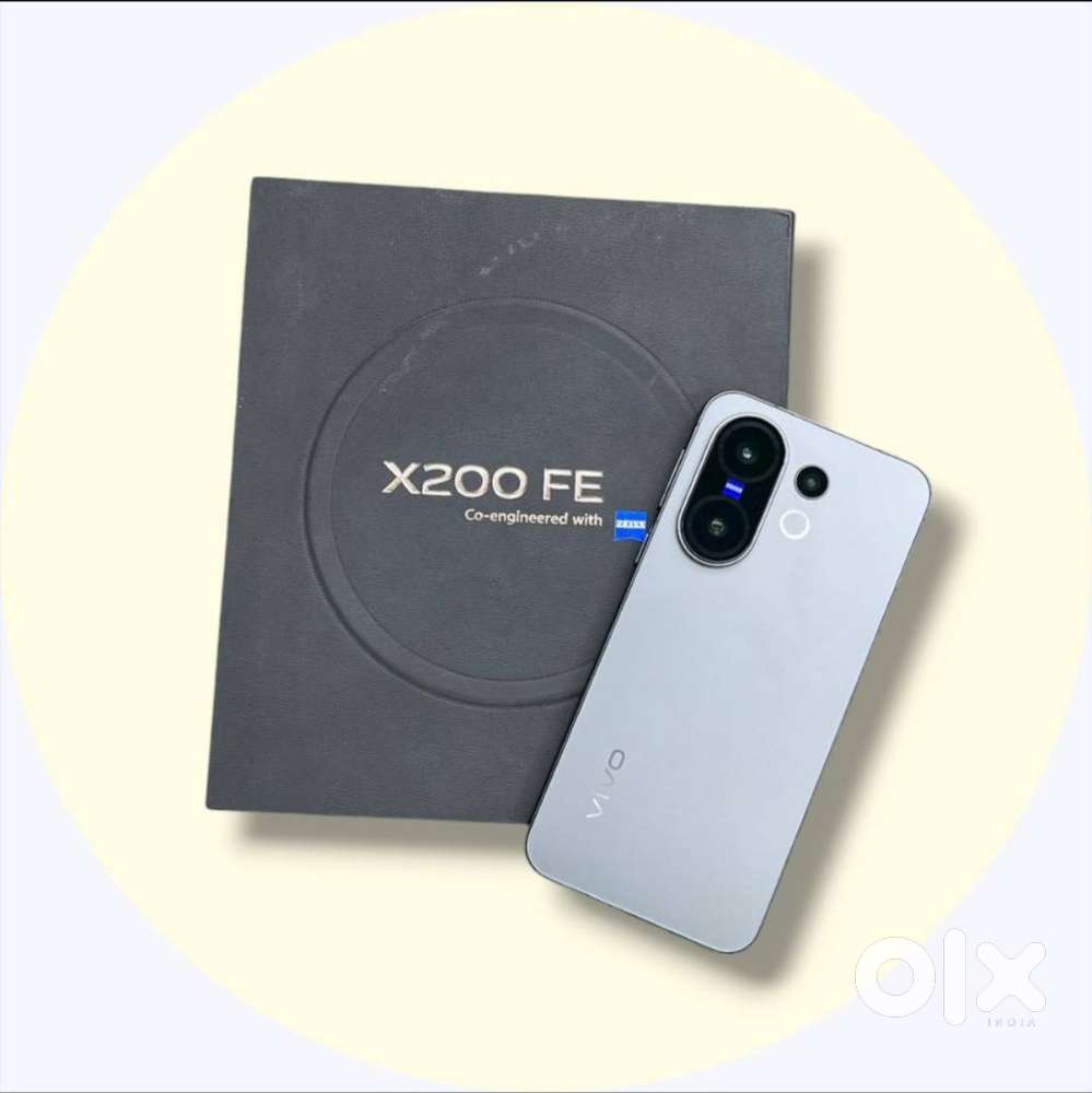 Vivo X200 FE 12GB/256GB - Warranty July 2026 Bill, Box & Charger
