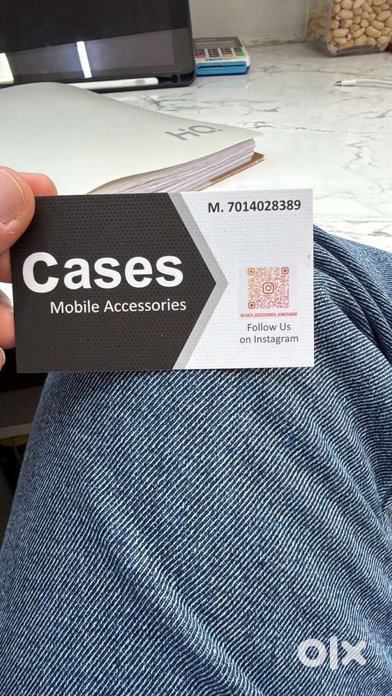 Stock management and sales staff