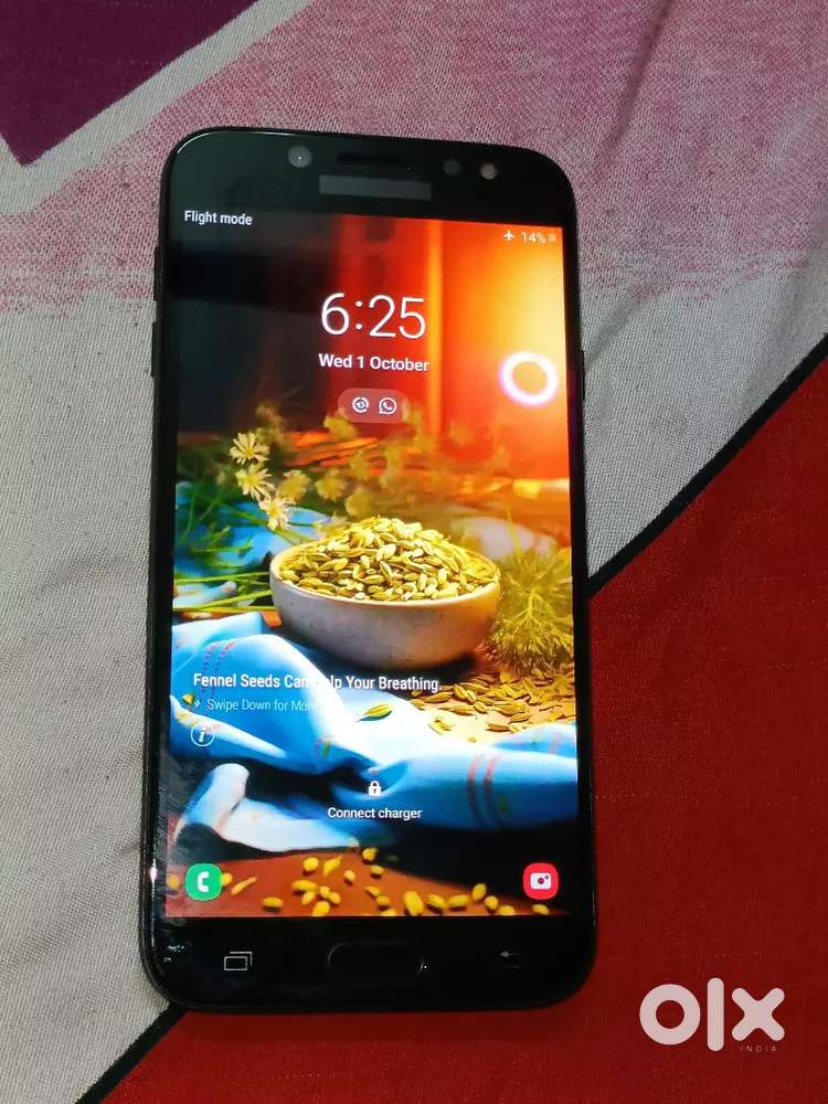 Good condition amoled display samsung j7 pro mobile sell low price