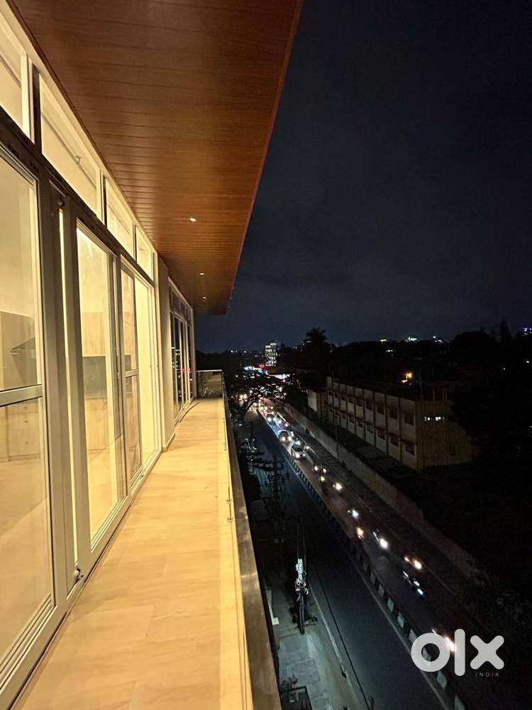 Lio Ashiana Only For Ladies