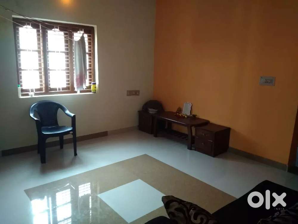 Ecity-2BHK Ground floor, solar water,parking, pooja room