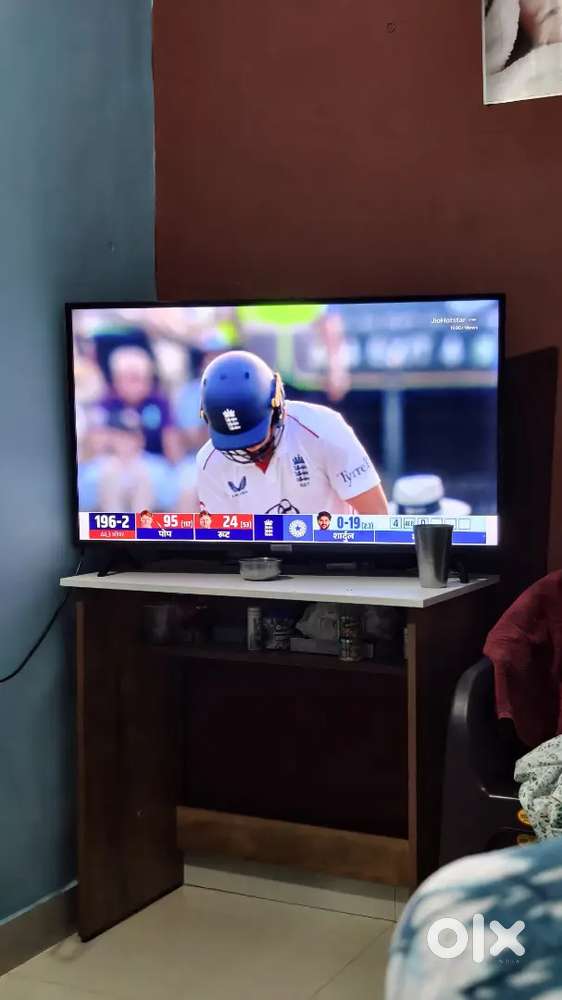 Selling 43 inch Full HD TV
