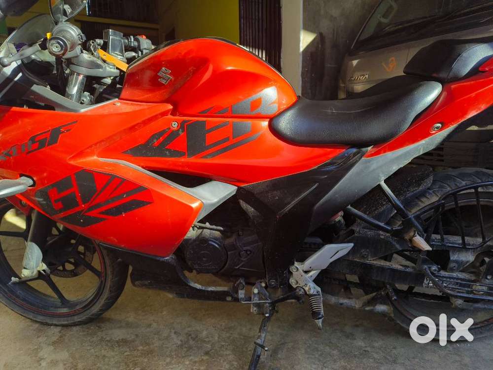 Suzuki Gixer SF 150