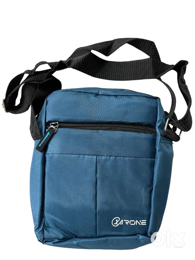 Trending sling bags (negotiable price)