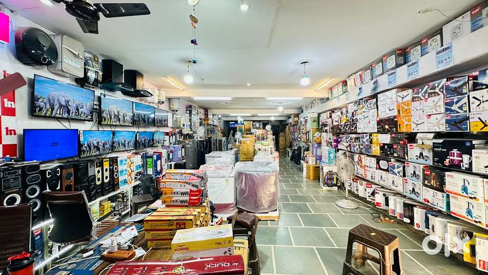 Need a girl for account tally on electronics shop