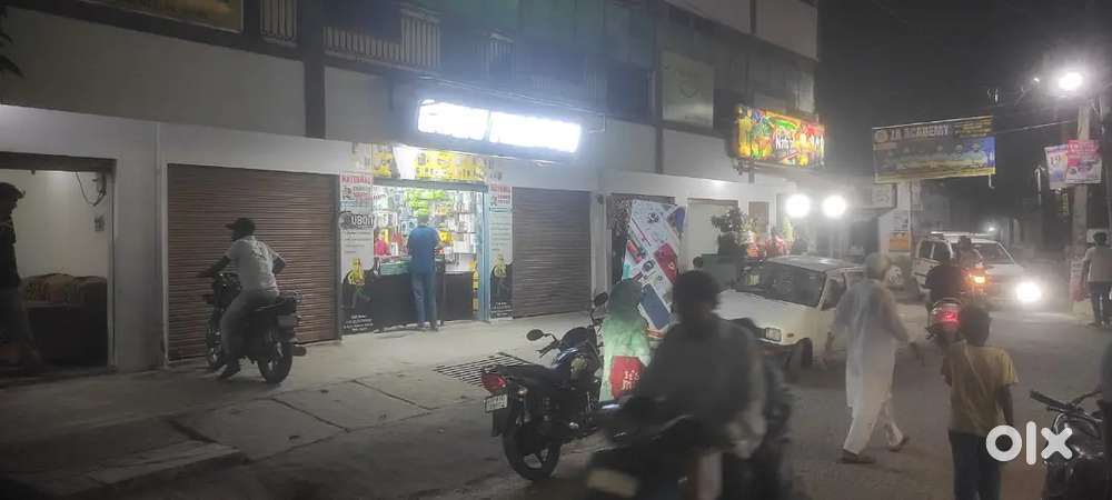 Shop for rent hurry up