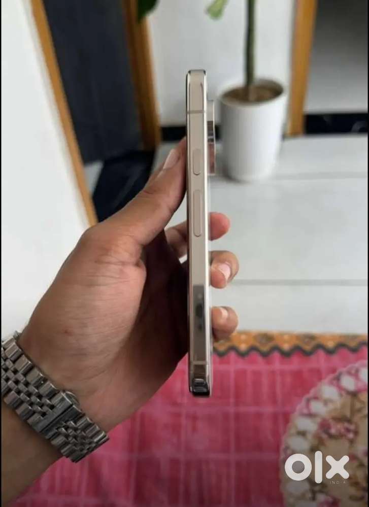 I WANT TO SELL GOOGLE PIXEL 10 PRO 256GB JUST BOX OPEN ALL ORGINAL