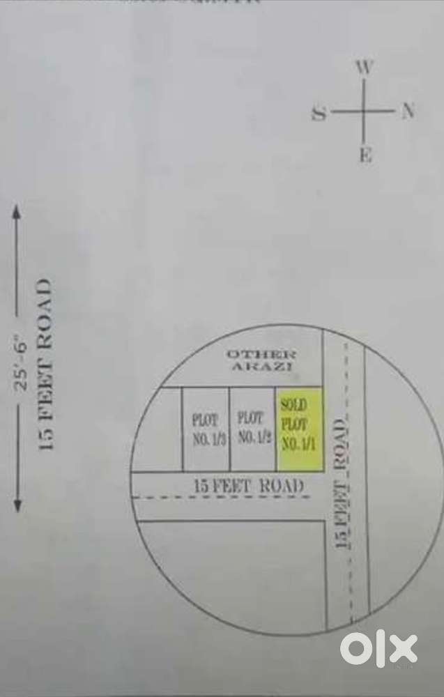 Corner plot 100sq yard