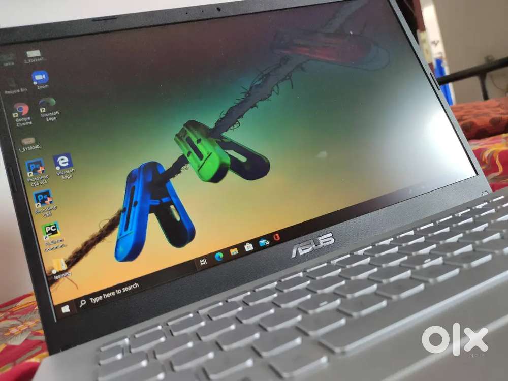 Asus Vivobook 14 intel i5,8GB RAM,512GB Storage SSD,2GB NVIDIA Graphic