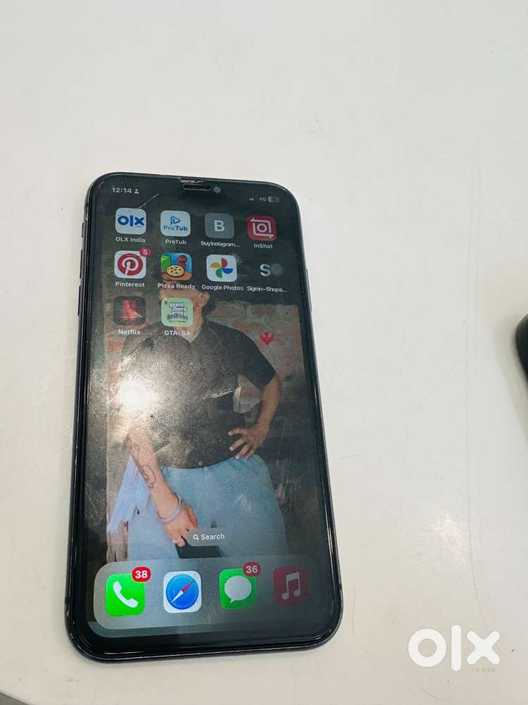 Iphone 11 good condtion face id not working