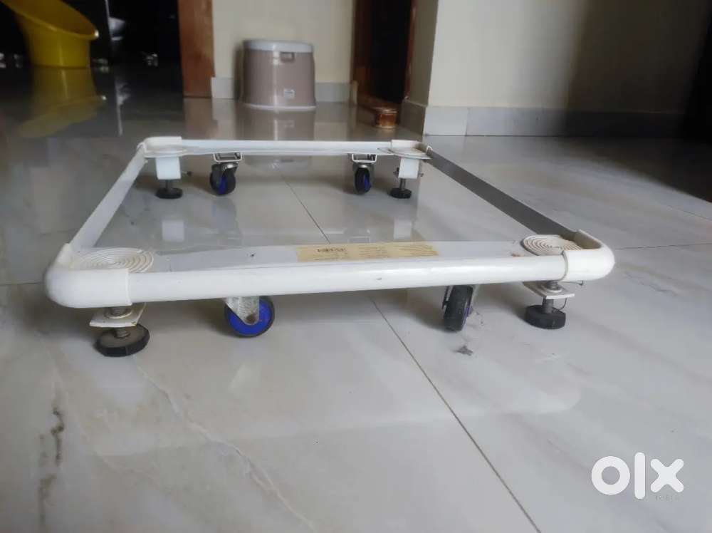Washing machine stand