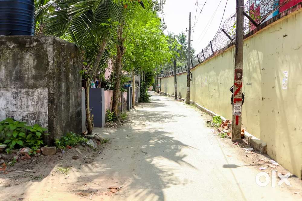 10 cent plots for sale near vallakadavu