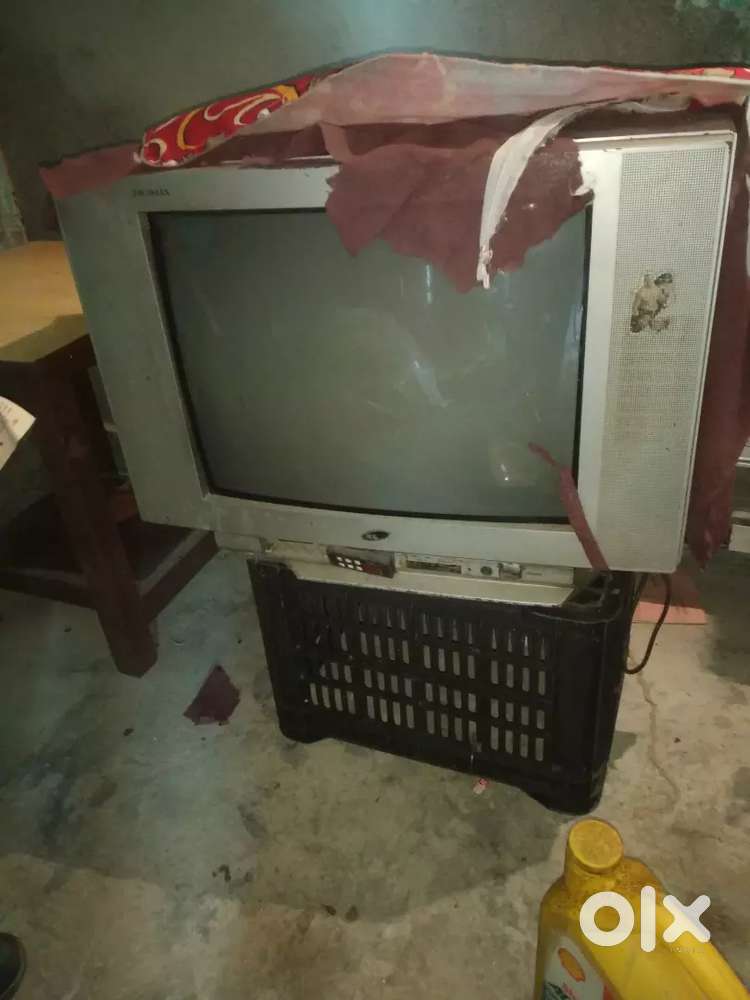 Badhiya TV hai acchi condition Mein Excel Excel company ka