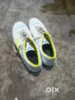 Football shoes