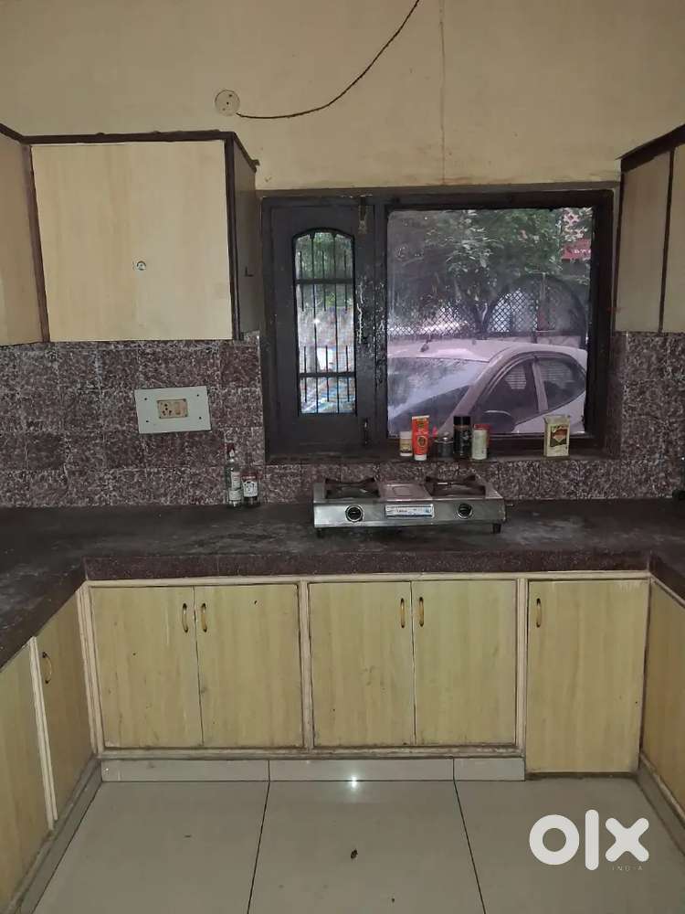 GROUND FLOOR 2BHK SET AVAILABLE IN BRS NAGAR